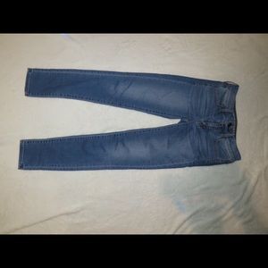 american eagle lightwash jeggings